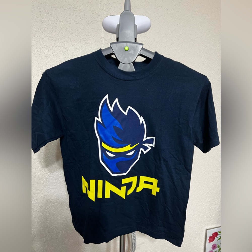 Graphic T-Shirt “Ninja”